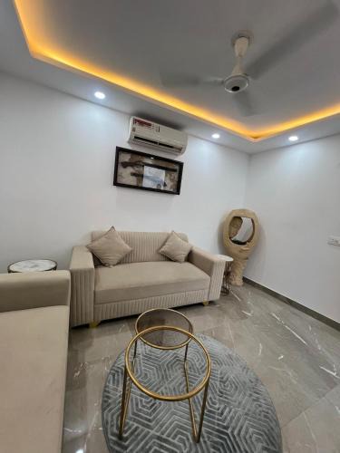 Chhatarpur Apartment | 1202 , Rooftop , Cozy Cave 2BHK with Pvt Theatre