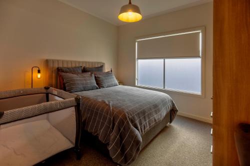 Pellaring Flat House | 16 Pellaring Lane Pellaring Flat