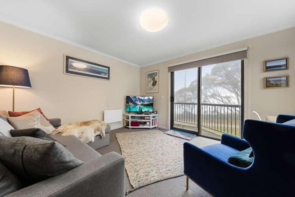 Hotham Heights Apartment | 2-53 Higgi Drive - Ski in Ski Out