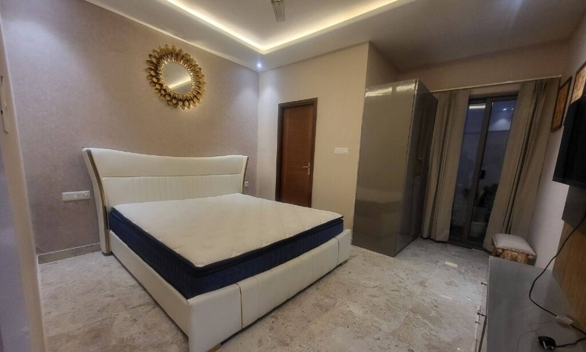 Jaipur Apartment | 3-Bedroom Apartment in Bapu Nagar, Jaipur with AC