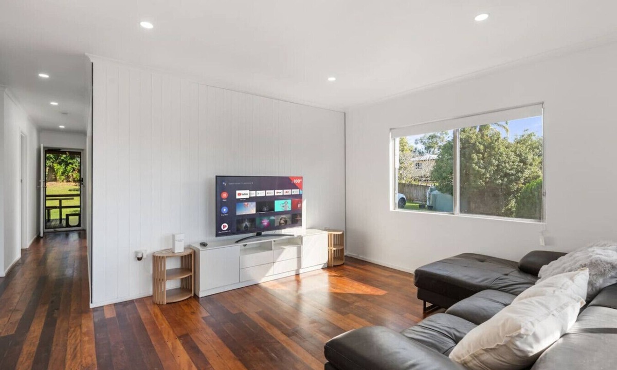 Brisbane House | 3Beds Value & Comfort Stay | Airport, CBD & Cafes