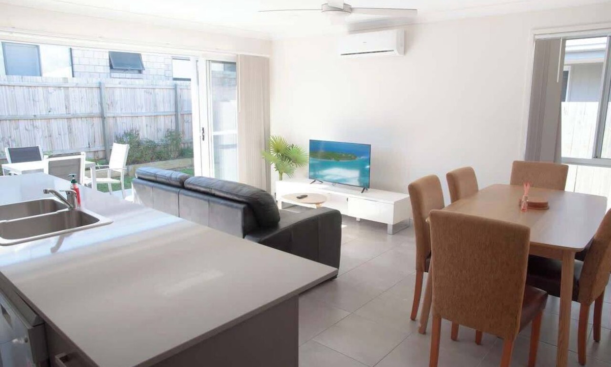 Logan Reserve House | 4 Bedroom unit at Logan Reserve