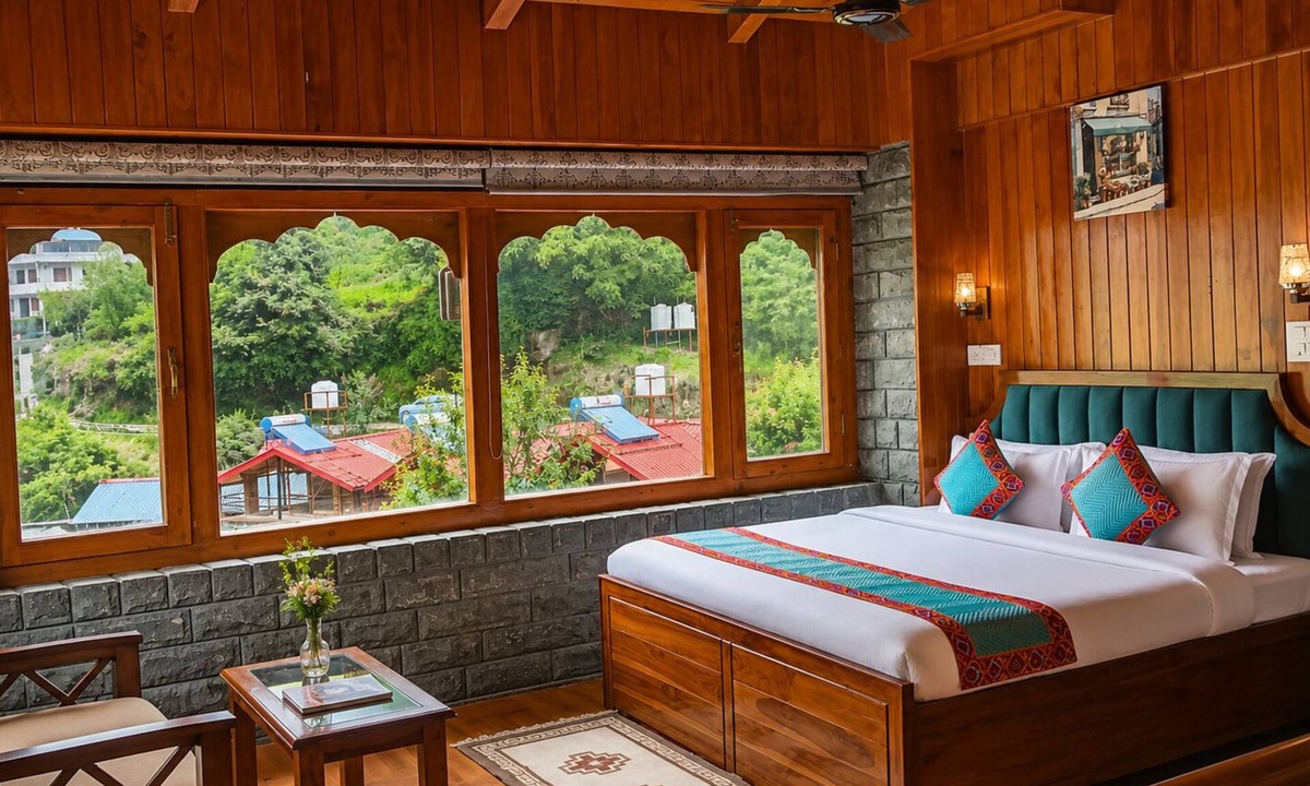 Banjar Hotel | 8fold by Larisa, Jibhi