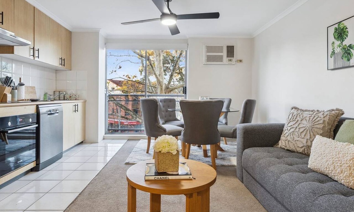 Crows Nest Apartment | A Little Crows Nest Escape