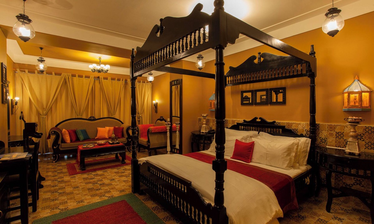 Kalavad Hotel | AARYA CLUB AND RESORTS
