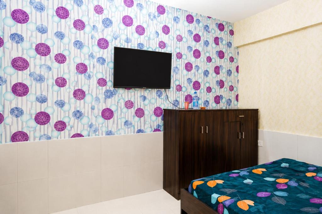 Thane West Apartment | Ac Room in thane only for Male