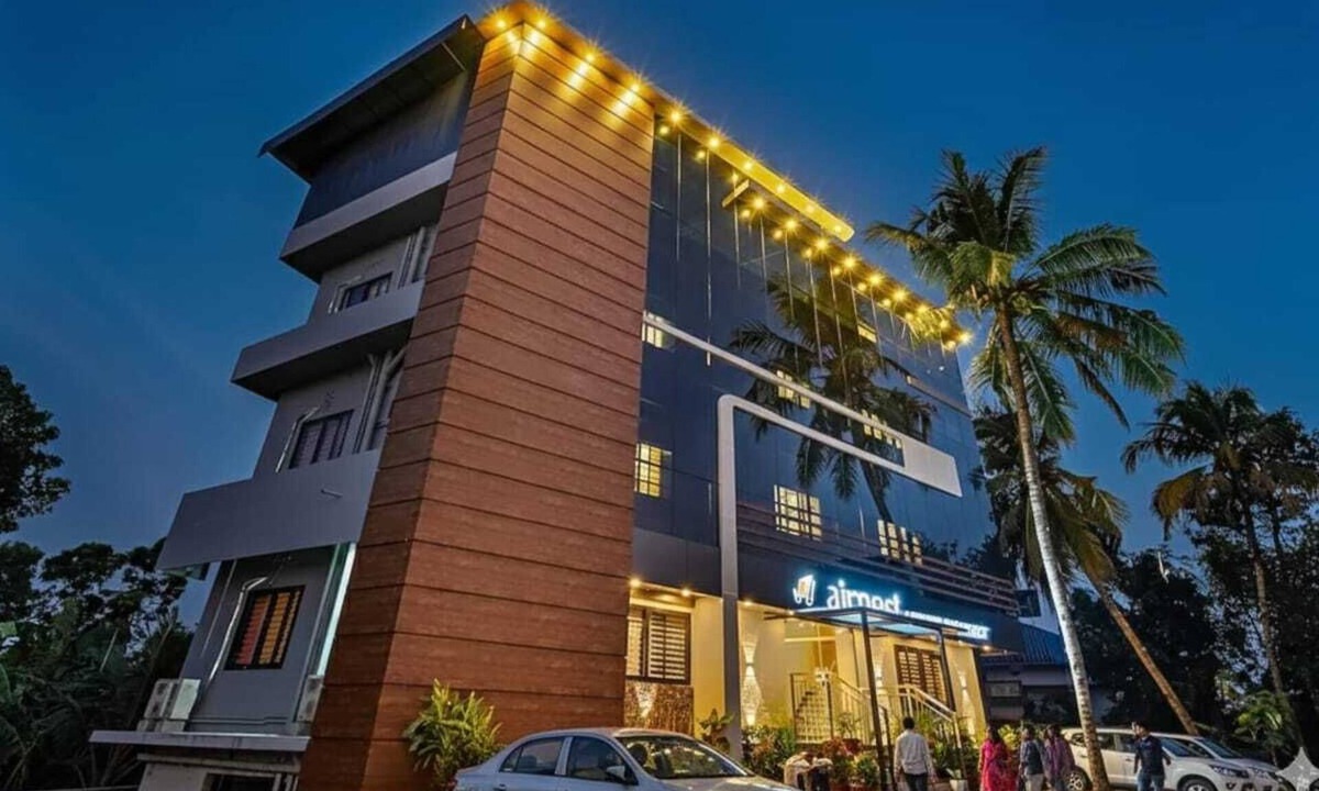 Alwaye Hotel | Airnest Airport Residency