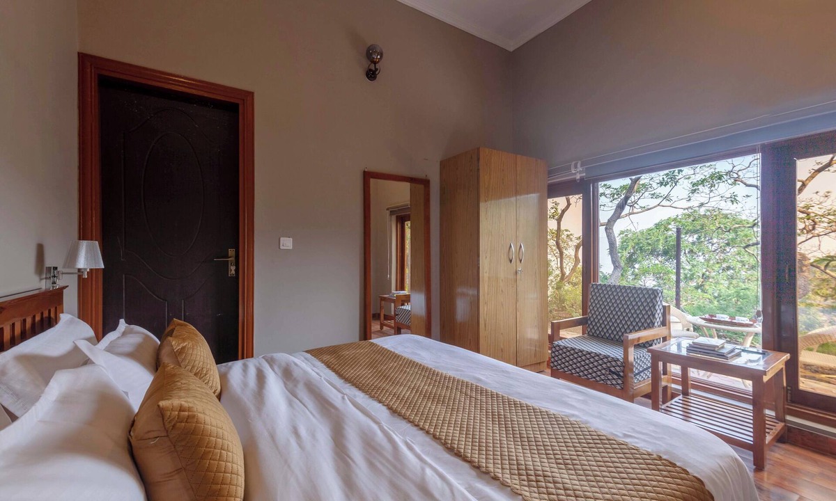 Nainital Hotel | Alaya Stays Amara Aether