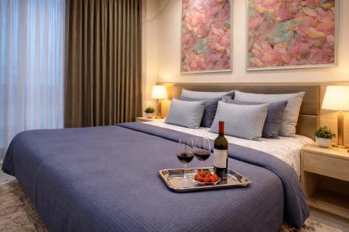 Noida Apartment | Amoria Stays