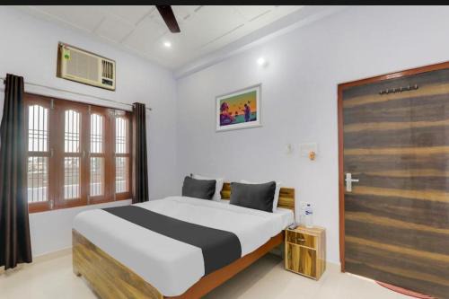 Faizabad Hotel | Anandam Palace