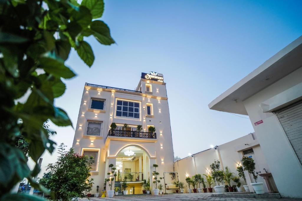Faizabad Hotel | Aryavart Hotel