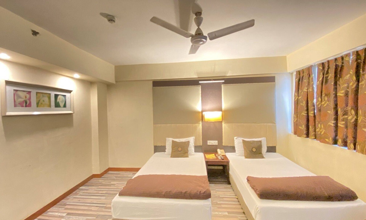 Dharmatala Hotel | Astoria Hotel