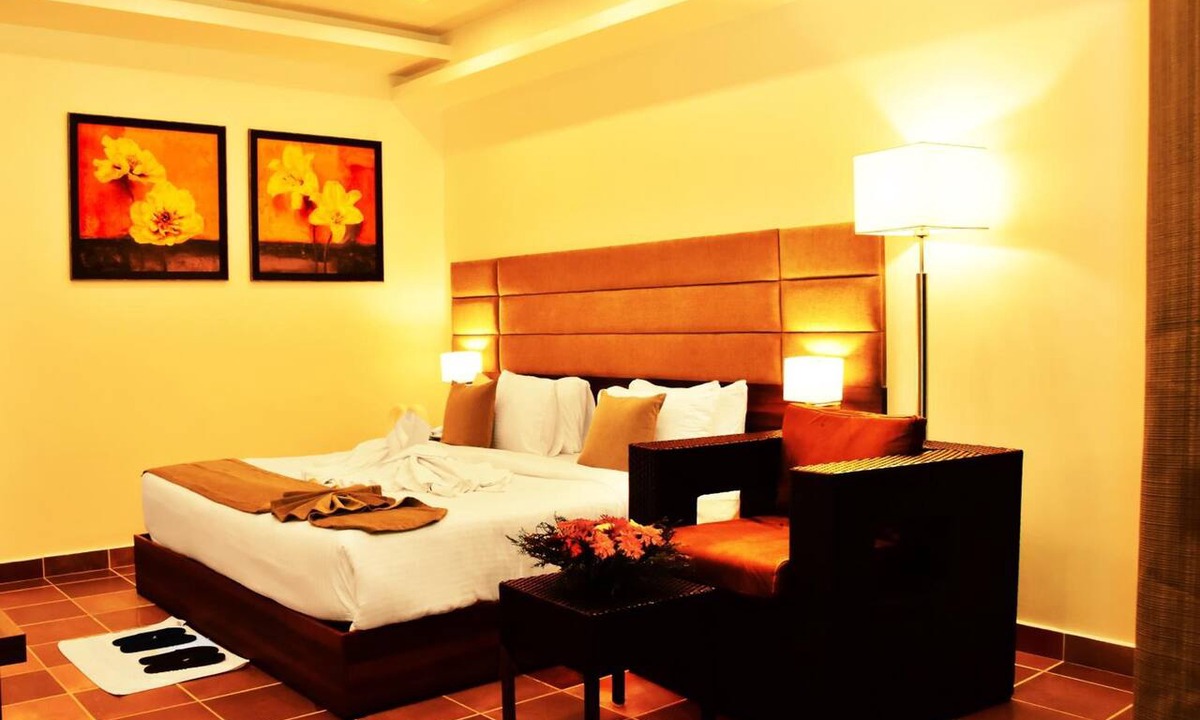 Athirapally Hotel | Athirapilly Green Trees