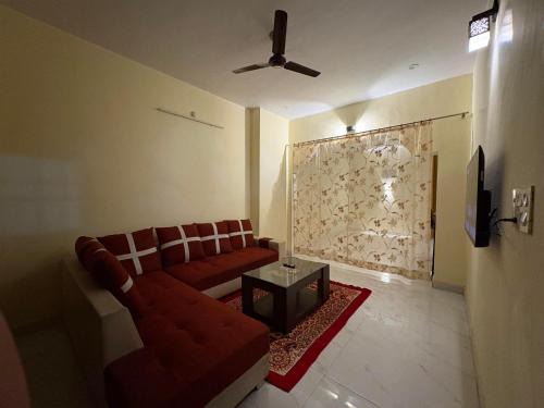 Indira Nagar House | Awadh Homestays