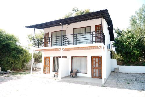 Marhi Hotel | Badrika Farm's