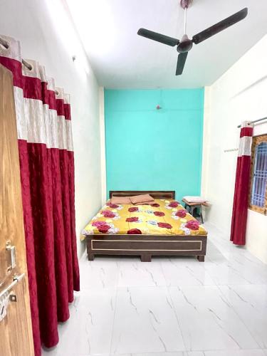 Varanasi House | Bajrang kutirr