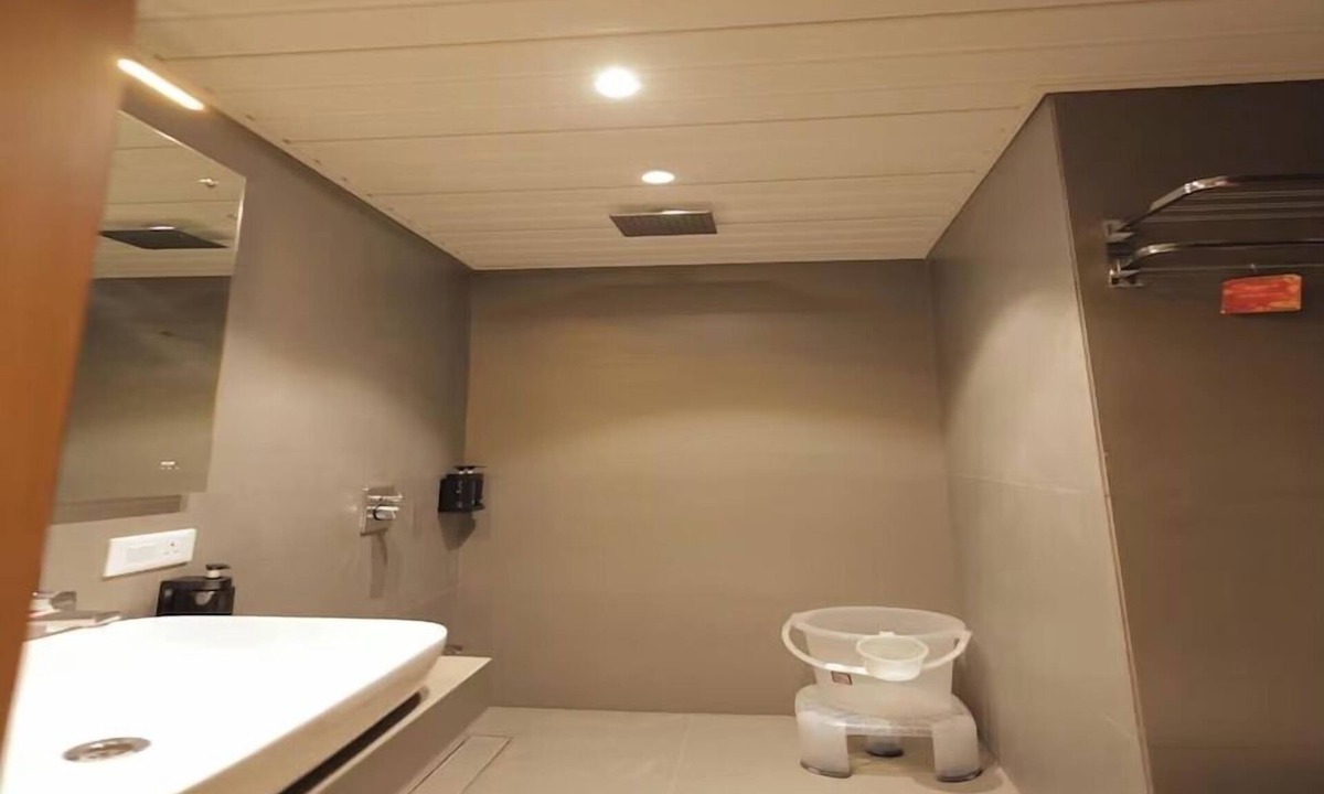 Somnath Hotel | Balaji Hotel