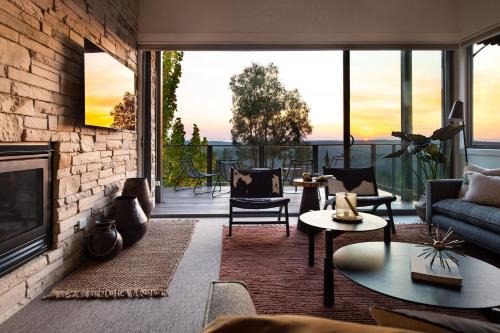 Daylesford House | Bally Blonde