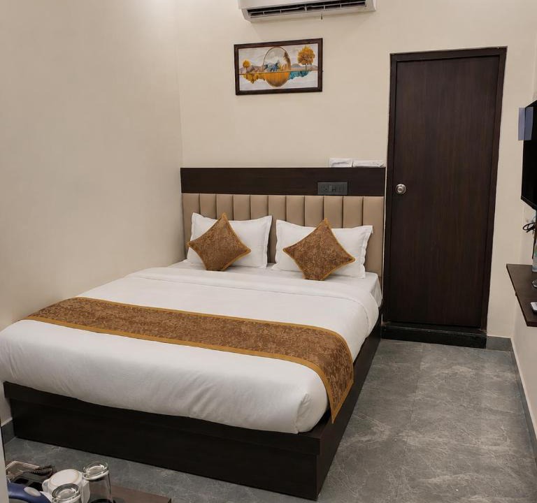 Vrindavan Hotel | Barsana Suites