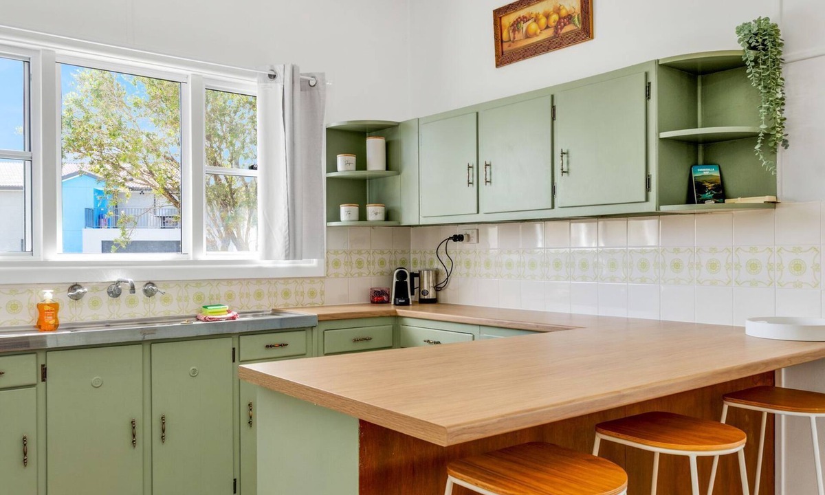 Batehaven House | Batehaven Coastal Home Near Corrigans Beach