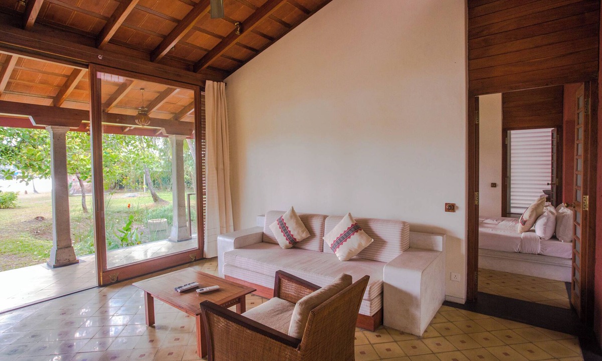 Kumbalam Villa | Baymaas Lakehouse
