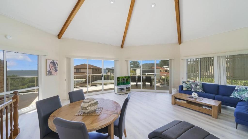 Umina Beach House | Beach Break - Umina Beach Water Views