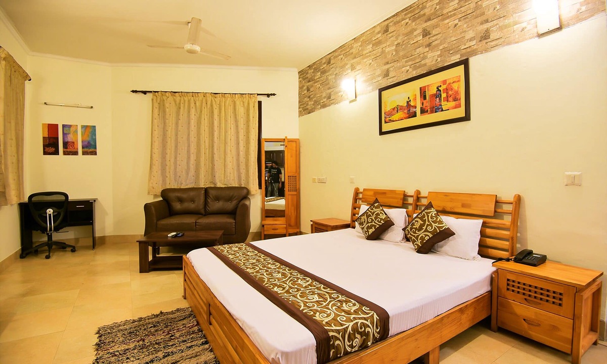 Gurugram Apartment | Bedchambers Serviced apartment in Sushant lok