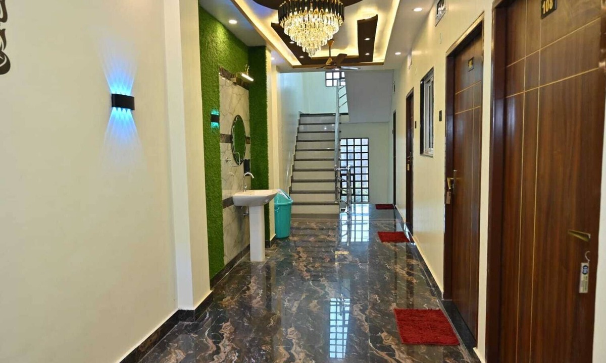 Varanasi Resort | Bholashankara Vasavi Annapurna Satram