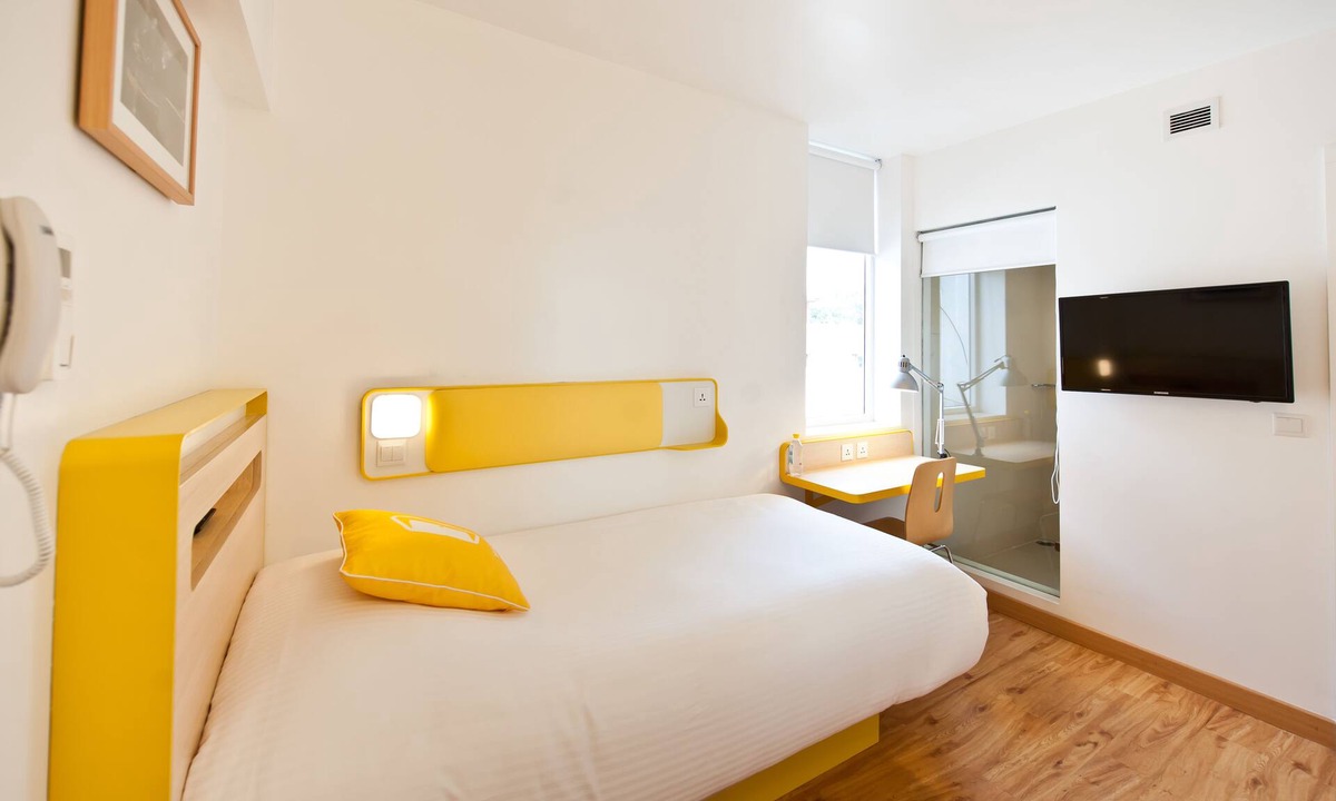Indiranagar Hotel | Bloomrooms @ Indiranagar