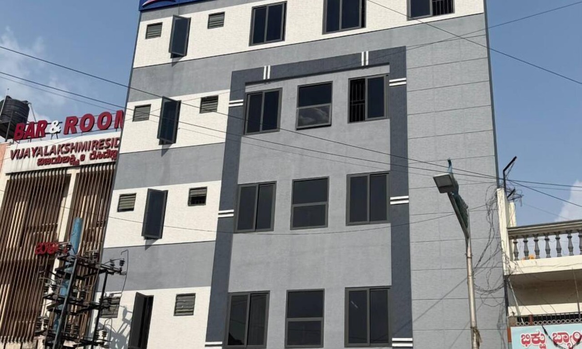 Yeshwanthpur Hotel | BLUE BELL Residency