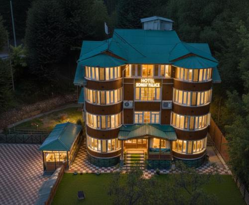 Pahalgam Hotel | Bombay Palace - DELUXE