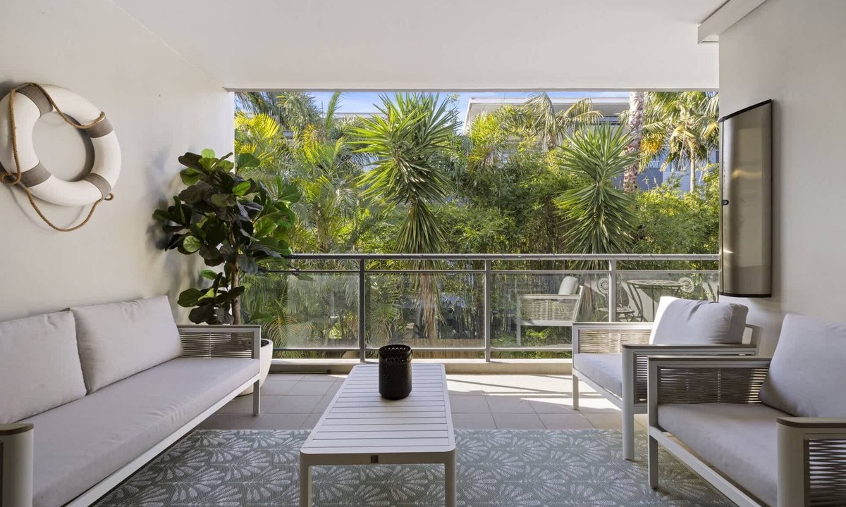 Narrabeen Apartment | Bright 2-Bed Apartment Near Narrabeen Beach