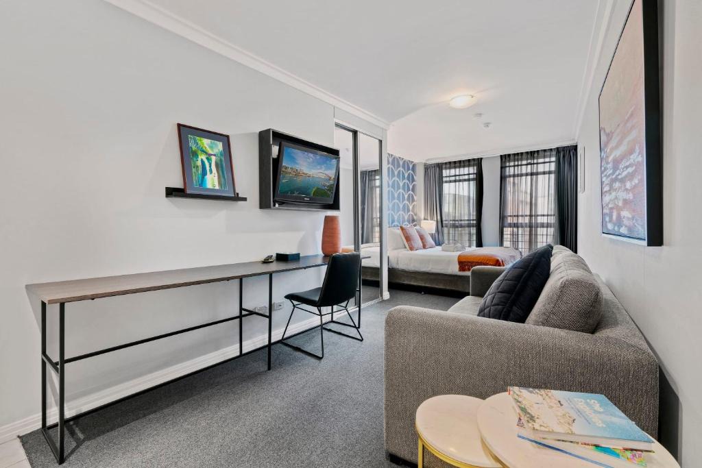 Haymarket Apartment | Bright City Abode