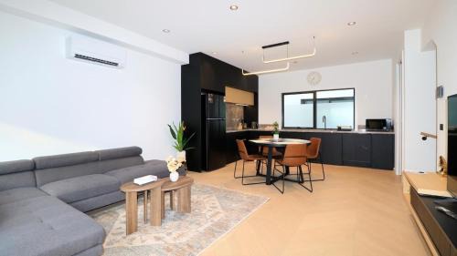 Maidstone House | Bright modern townhouse in a convenient location