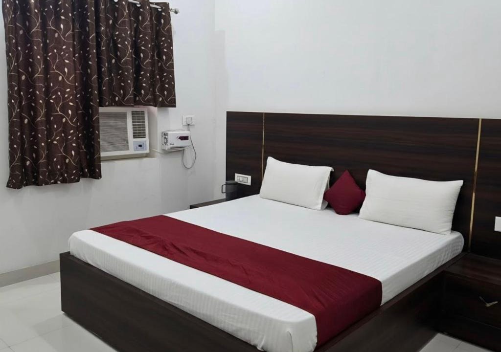 Vrindavan Hotel | Brij Dham Ashram