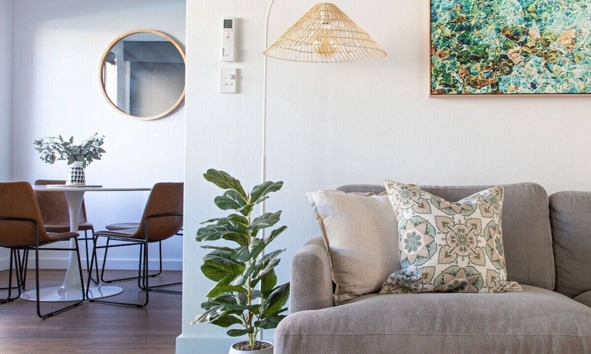 Batehaven Apartment | By the Bay Batehaven: King, Queen, 2 x Singles