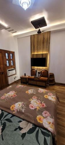 Lucknow Apartment | Casa Aura