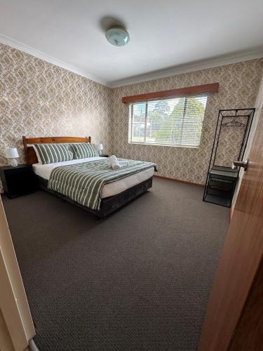 Stanthorpe House | Casa Sarina