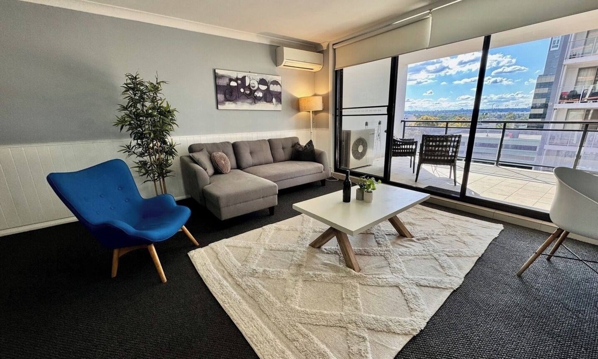 Parramatta Apartment | Central Parramatta 2BR | Steps from Train and Shops
