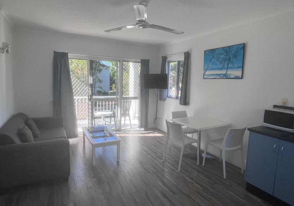 Trinity Beach Apartment | Cocos Holiday Apartments