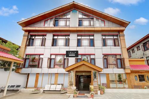 Rajbagh Hotel | Collection O Rajbagh Formerly Hotel Lavender