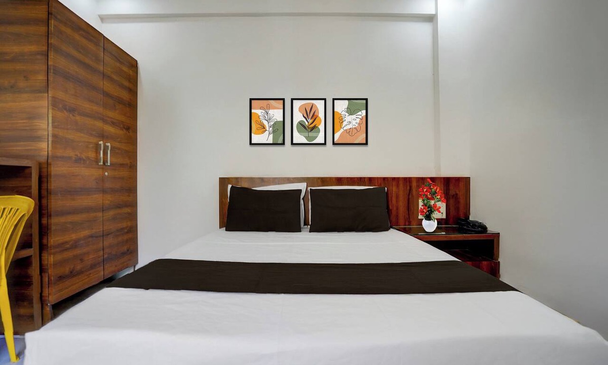 Warje Hotel | Collection O Warje Pune Formerly Choice