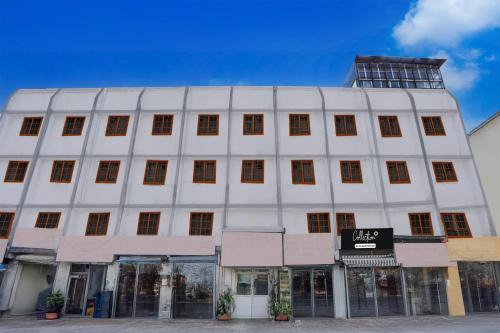 Warje Hotel | Collection O Warje Pune Formerly Choice Guest house