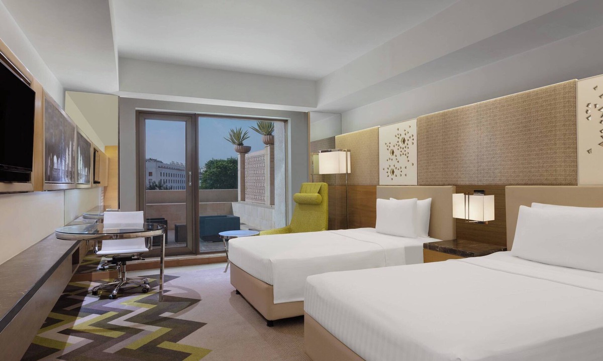 Basai Hotel | Courtyard by Marriott Agra