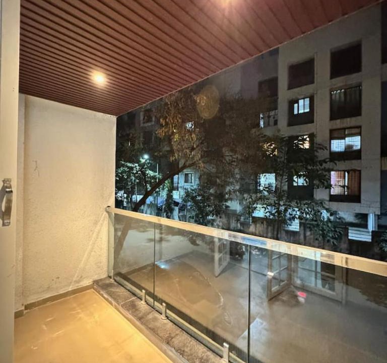Pimpri - Chinchwad House | Crane House - Spacious 2BHK AC Flat by Bleisure