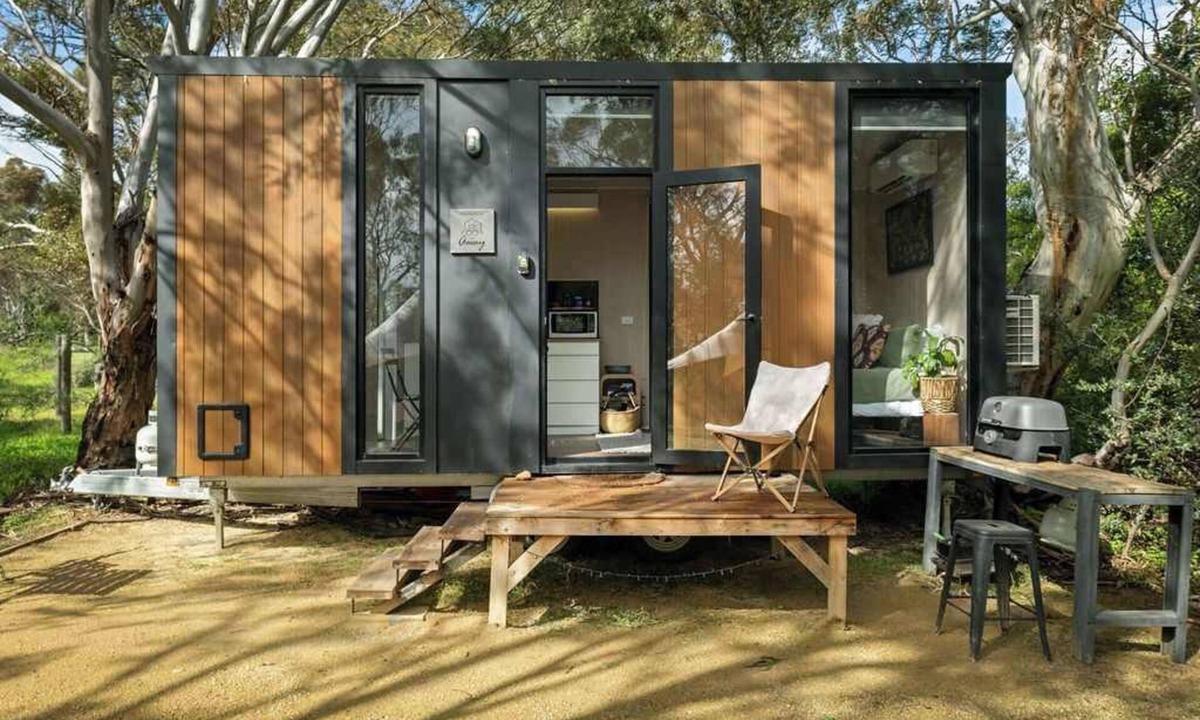 Willunga South House | Creekside at Peasant Farm by Tiny Away
