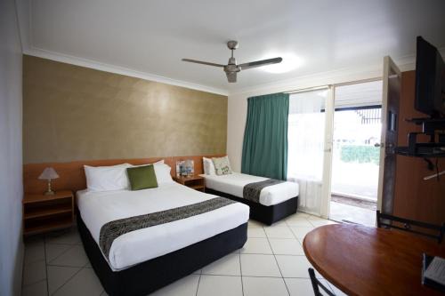 Berserker Hotel | David Motor Inn