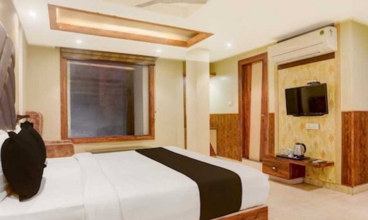 Patna House | Deluxe Aarunya Residency And Banquets