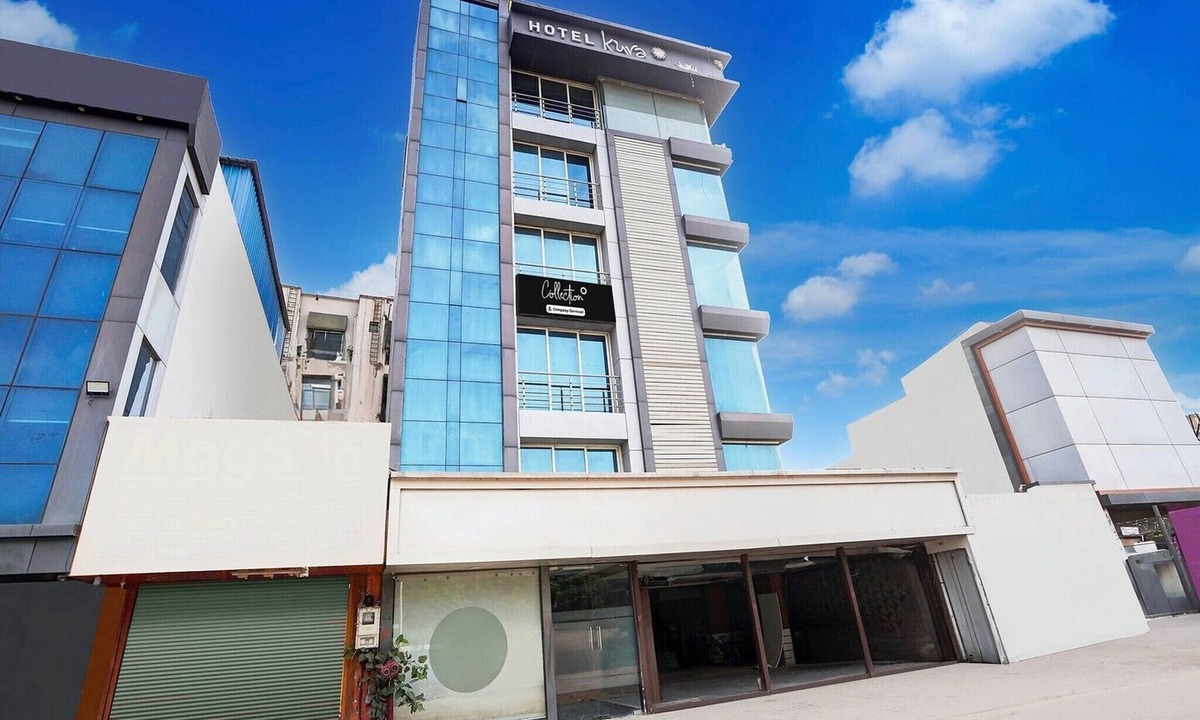 Ahmedabad House | Deluxe Airport Road Hotel Kyra