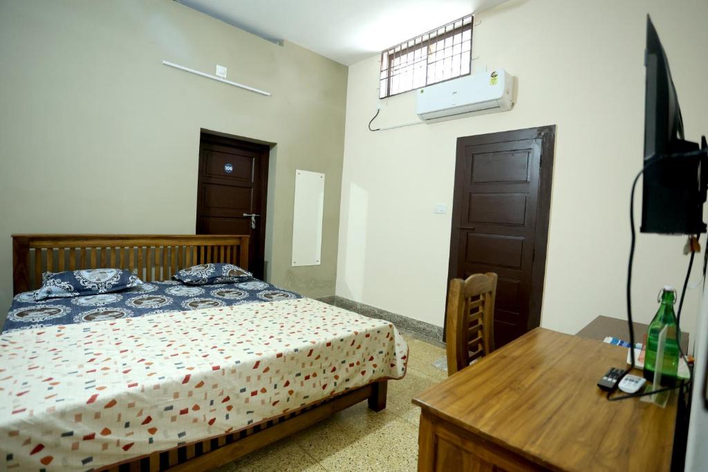 Ambalapuzha House | Devaki Tourist Home